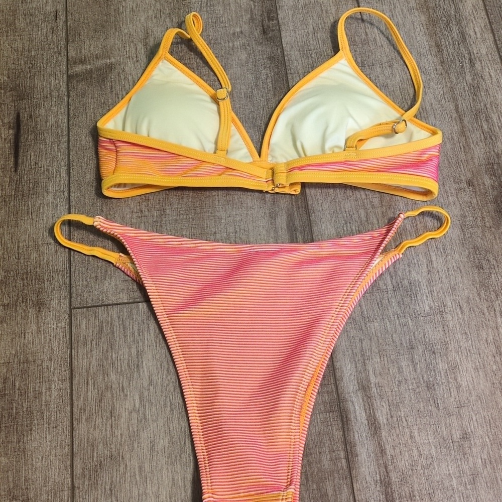 NWOT size medium Vibrant Yellow and Pink Bikini Set cupshe - Picture 6 of 8